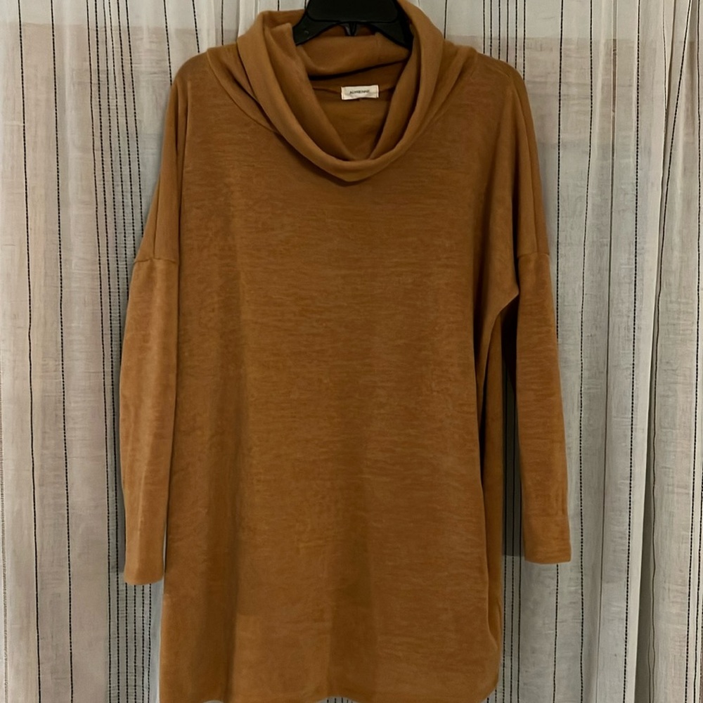 Cowl neck sweater, size: small